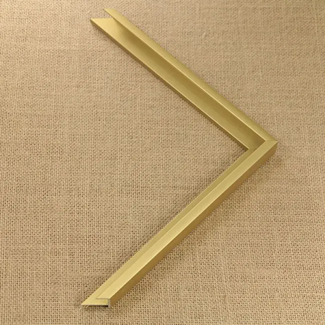 алюминиевый багет C711-04