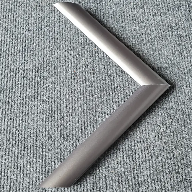 пластиковый багет K069-130