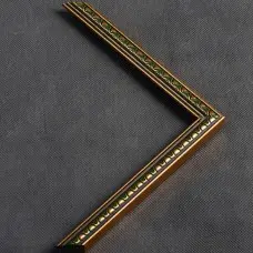 пластиковый багет R135-1-159