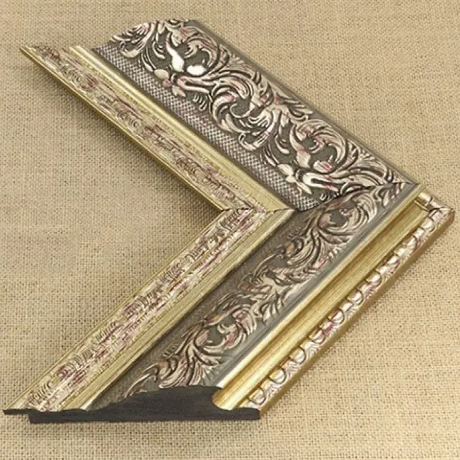 пластиковый багет 1539-1082S