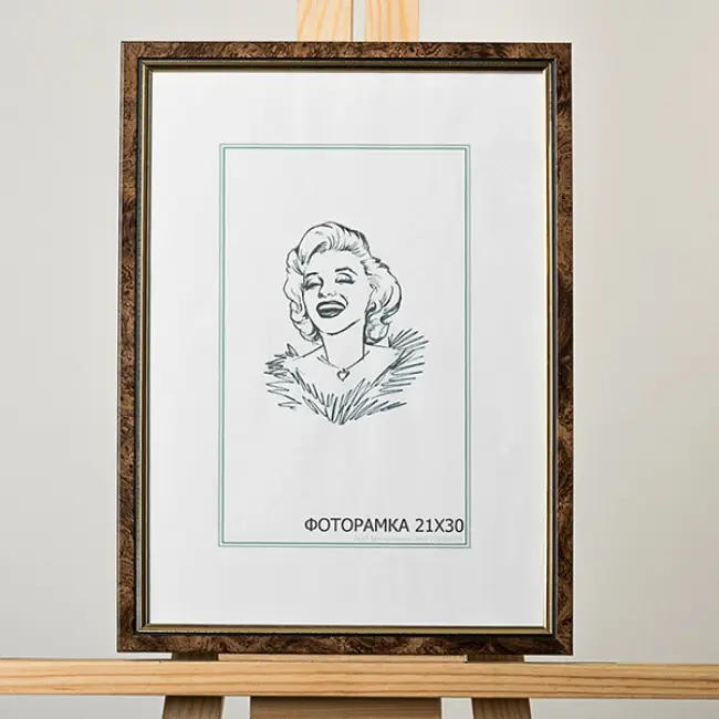 Заказать пластиковую фоторамку, формат А4 