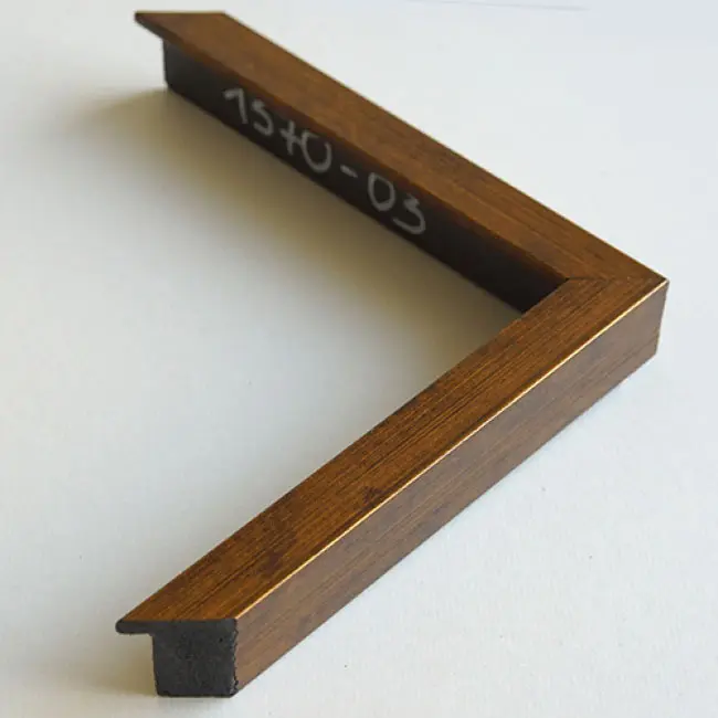 пластиковый багет 1370-03