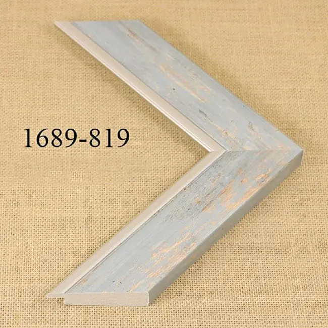 пластиковый багет 1689-819