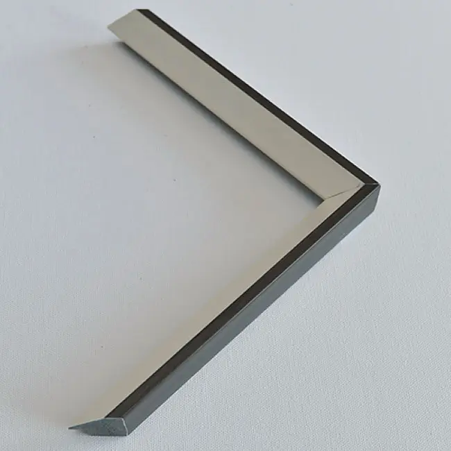 пластиковый багет 1826-131