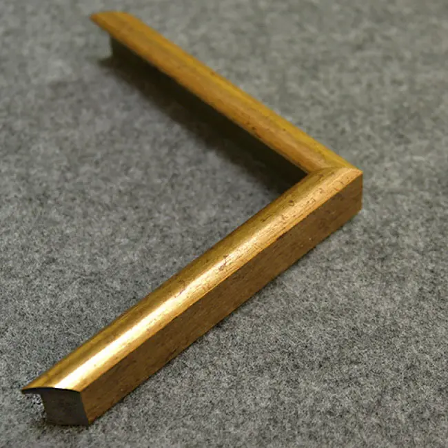 пластиковый багет 1830-03