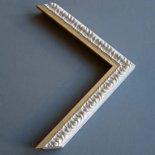 пластиковый багет 2073-70g