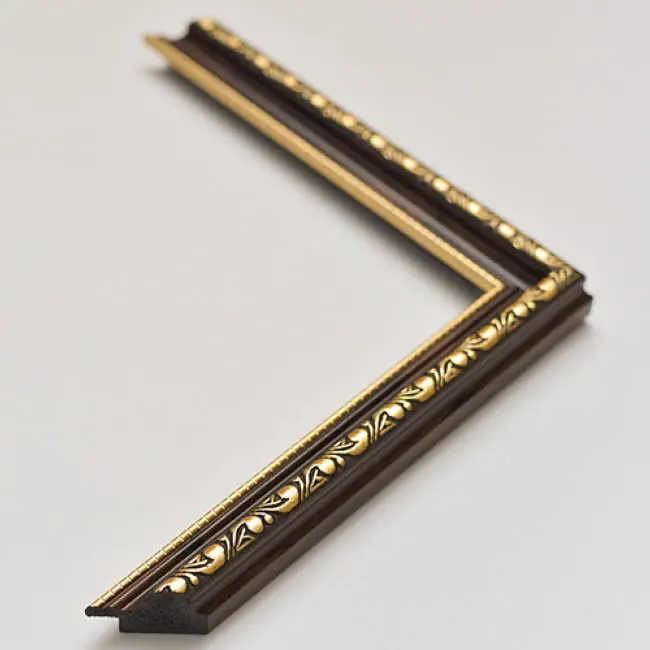 пластиковый багет 2422-06