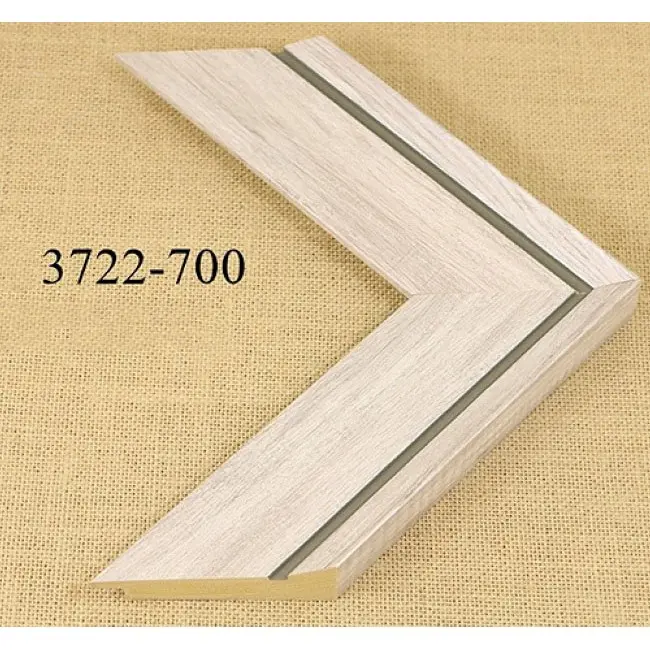 пластиковый багет 3722-700