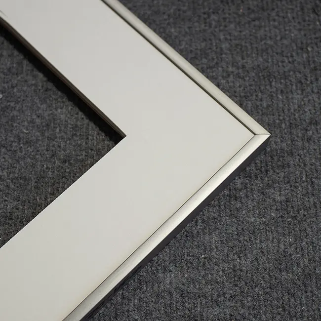 алюминиевый багет C711-02