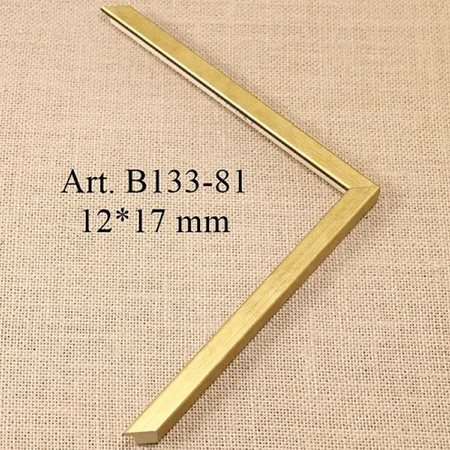 деревянный багет B133-81