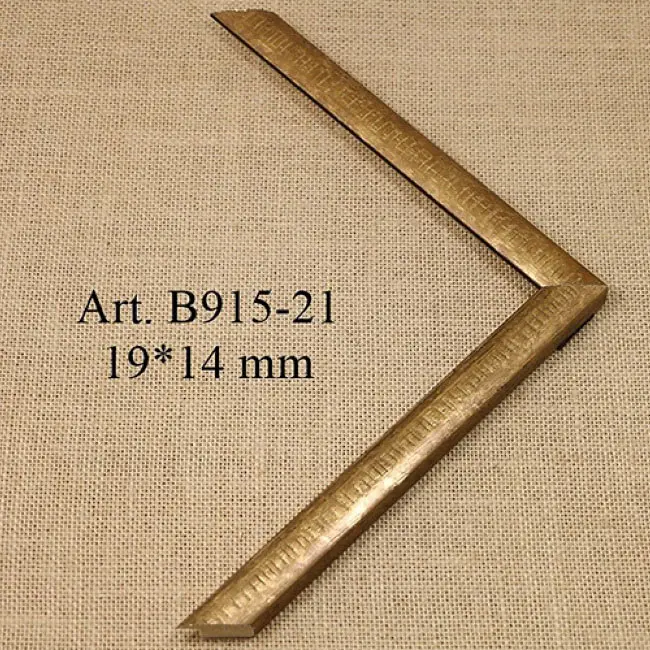 деревянный багет B915-21