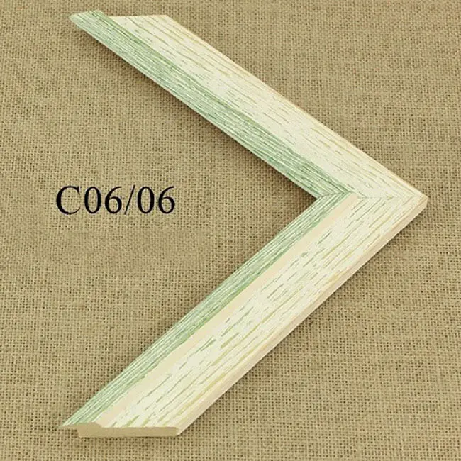 деревянный багет C06-06