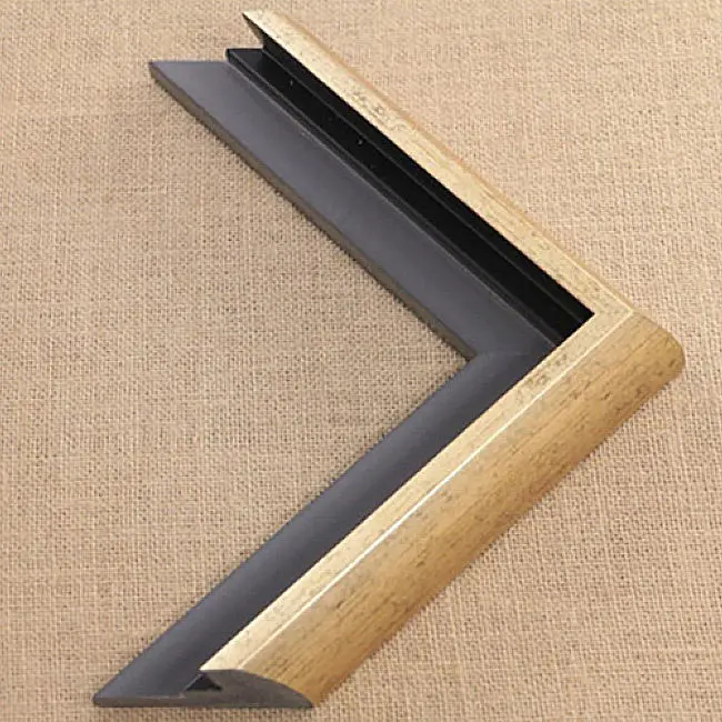 пластиковый багет G011-0961