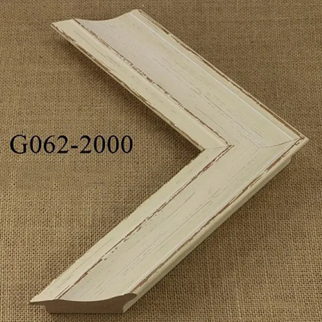 пластиковый багет G062-2000