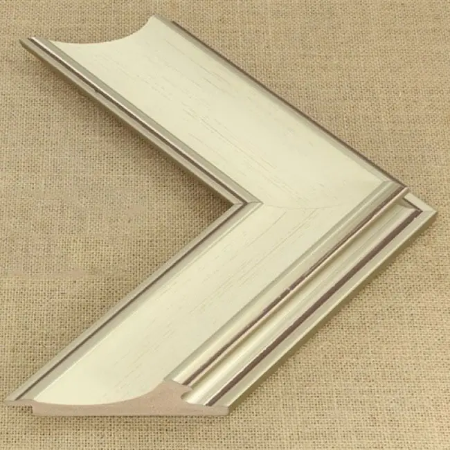 пластиковый багет G352-1467