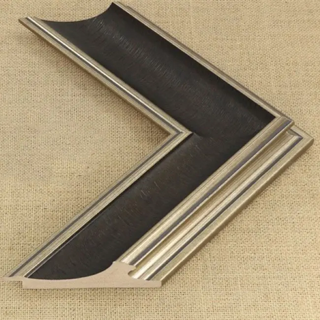 пластиковый багет G352-1504