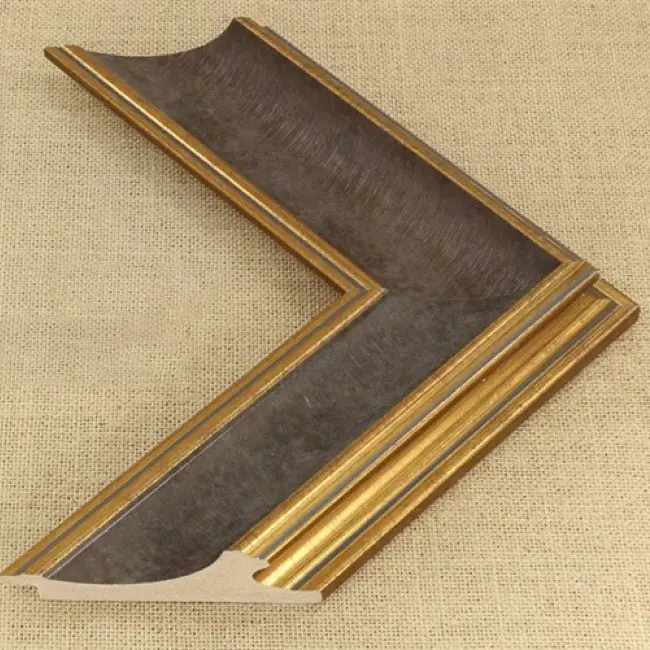 пластиковый багет G352-1505