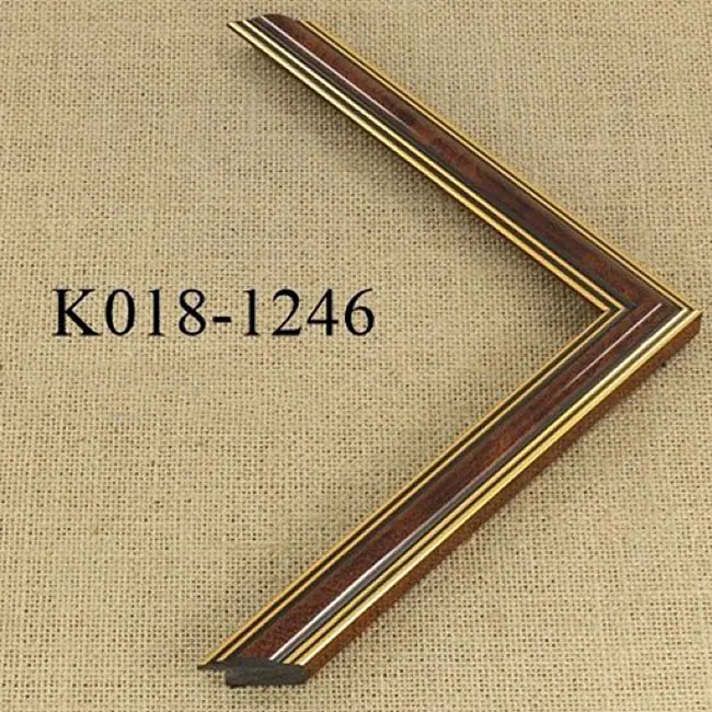 пластиковый багет K018-1246