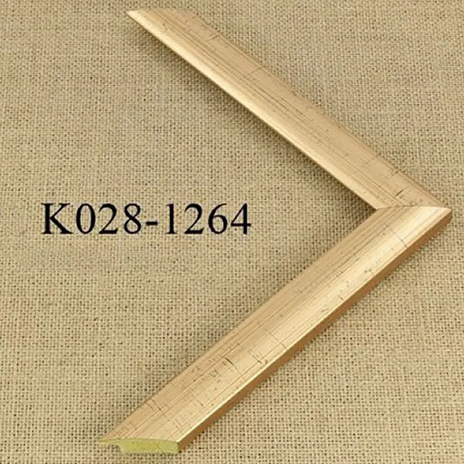 пластиковый багет K028-1264