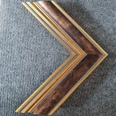 пластиковый багет K035-1235