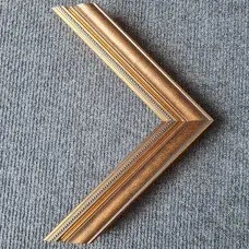 пластиковый багет K045-1084