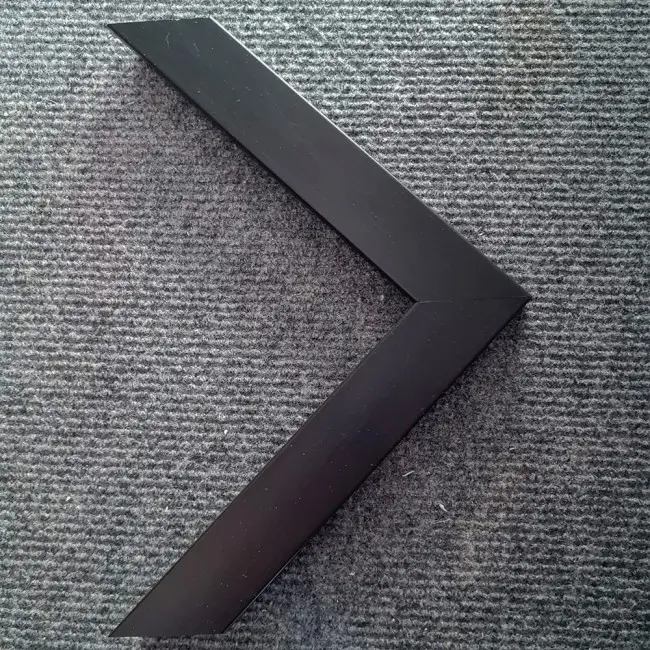 пластиковый багет K071-178