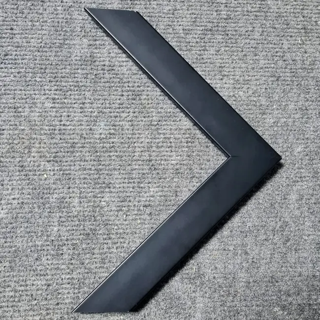 пластиковый багет K071-197