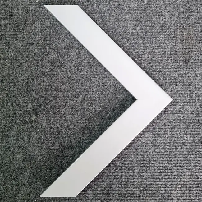 пластиковый багет K071-283