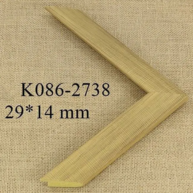 пластиковый багет K086-2738