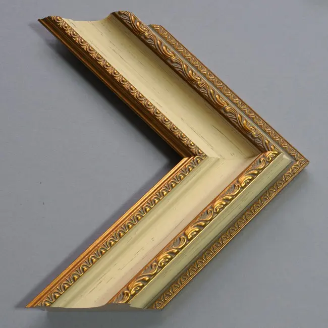 пластиковый багет K108-3115