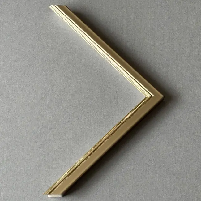 пластиковый багет K137-126