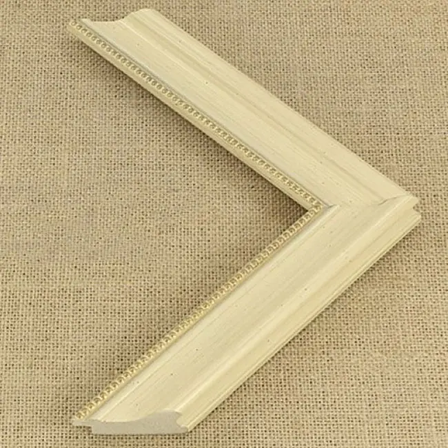 пластиковый багет K245-1925