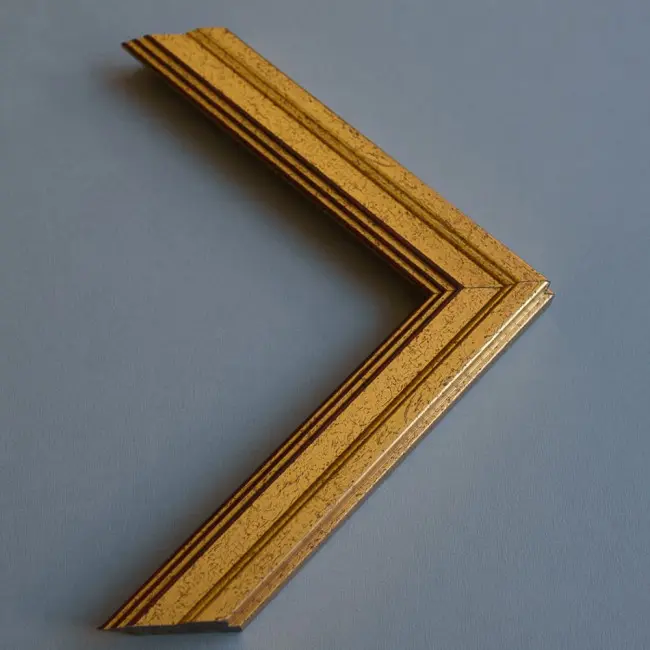 пластиковый багет K369-175