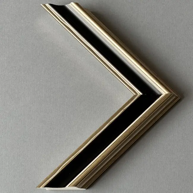 пластиковый багет K485-197