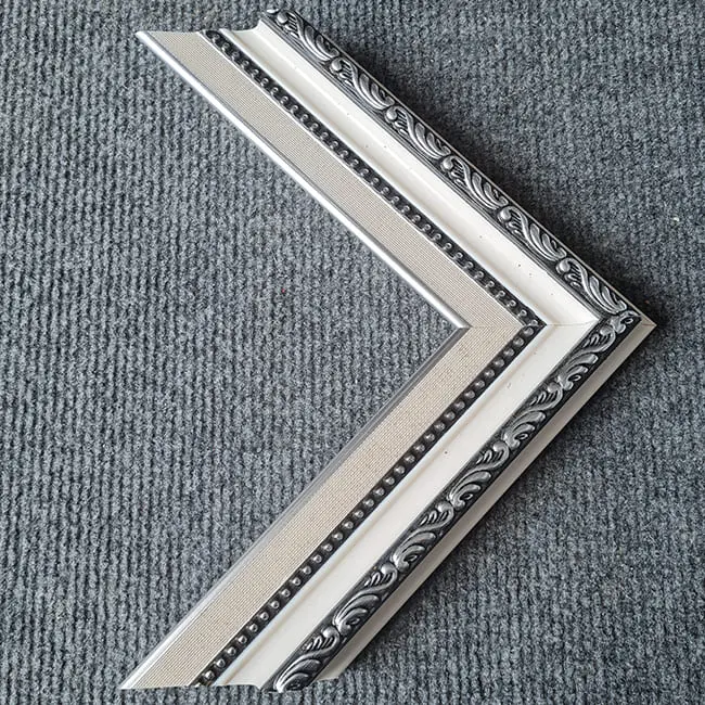 пластиковый багет K595-716