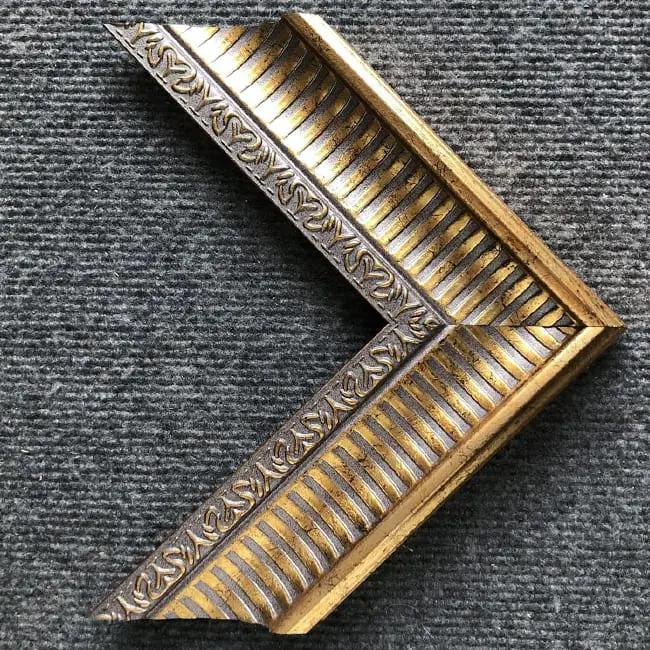 пластиковый багет K6525-581