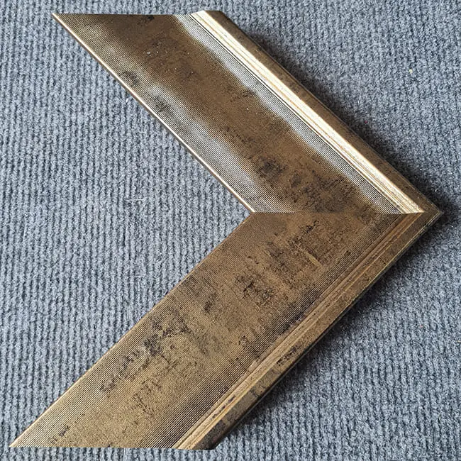 пластиковый багет K7023-35vm