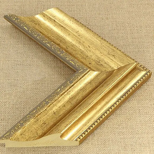 пластиковый багет N002-9015