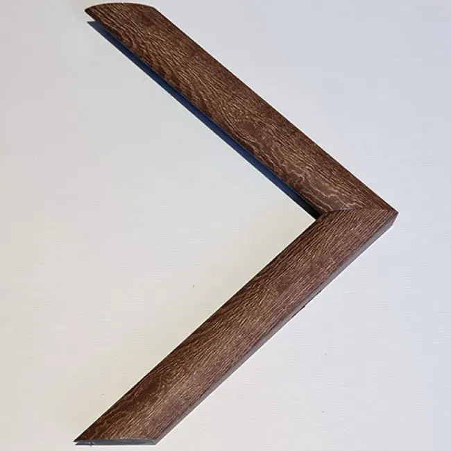 пластиковый багет R069-950