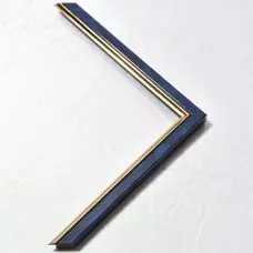 пластиковый багет R137-510