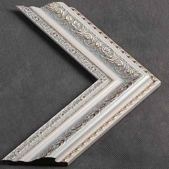 пластиковый багет R356-718