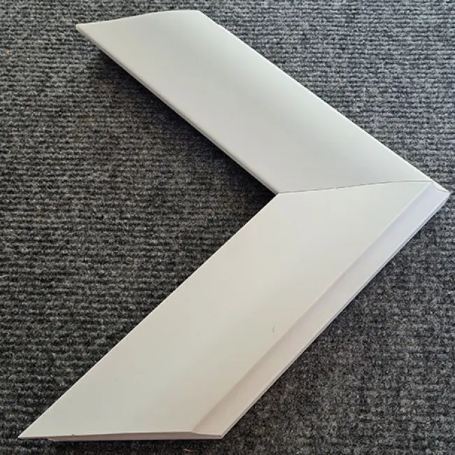 пластиковый багет R6924-283mat